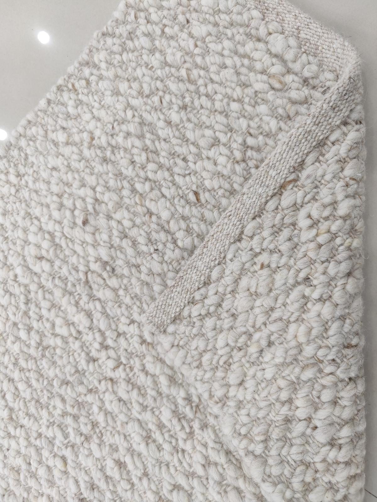 Pure Loom Kevin collection