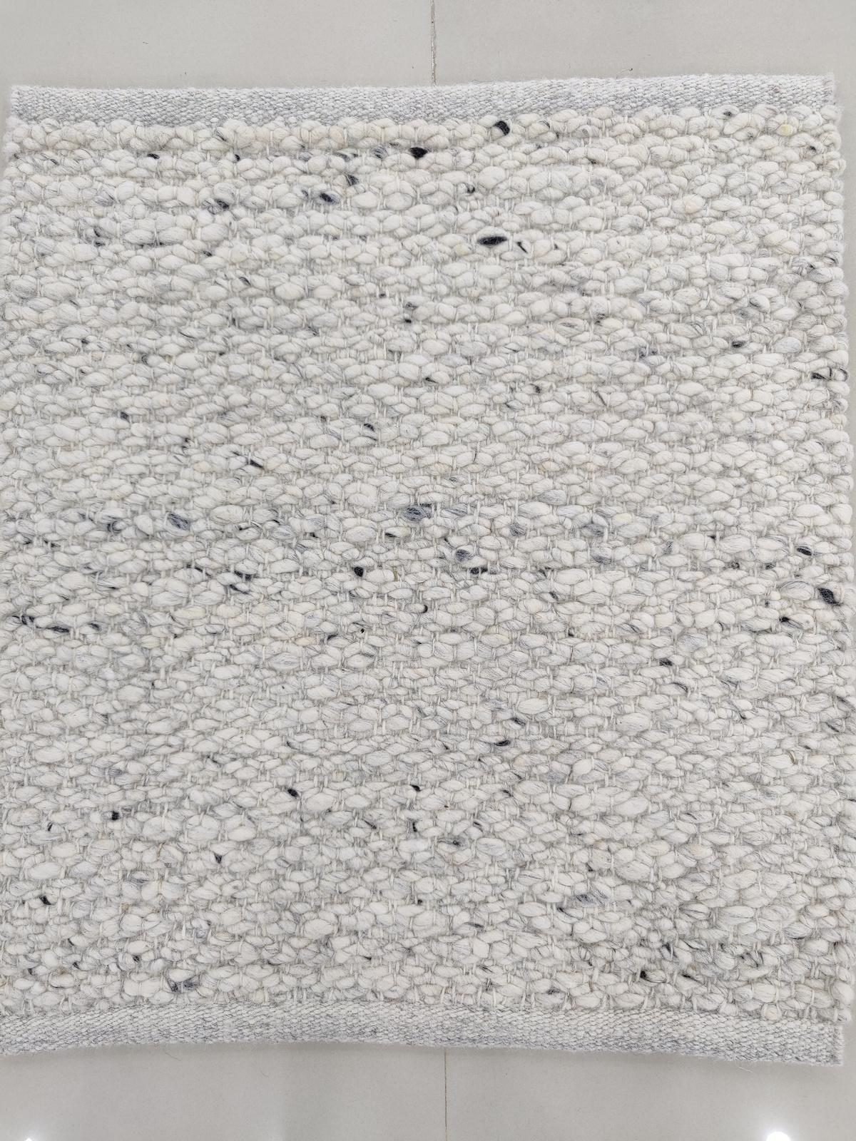 Pure Loom Kevin collection